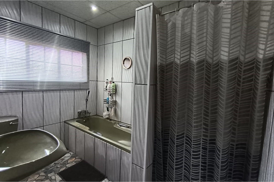3 Bedroom Property for Sale in Deneysville Free State